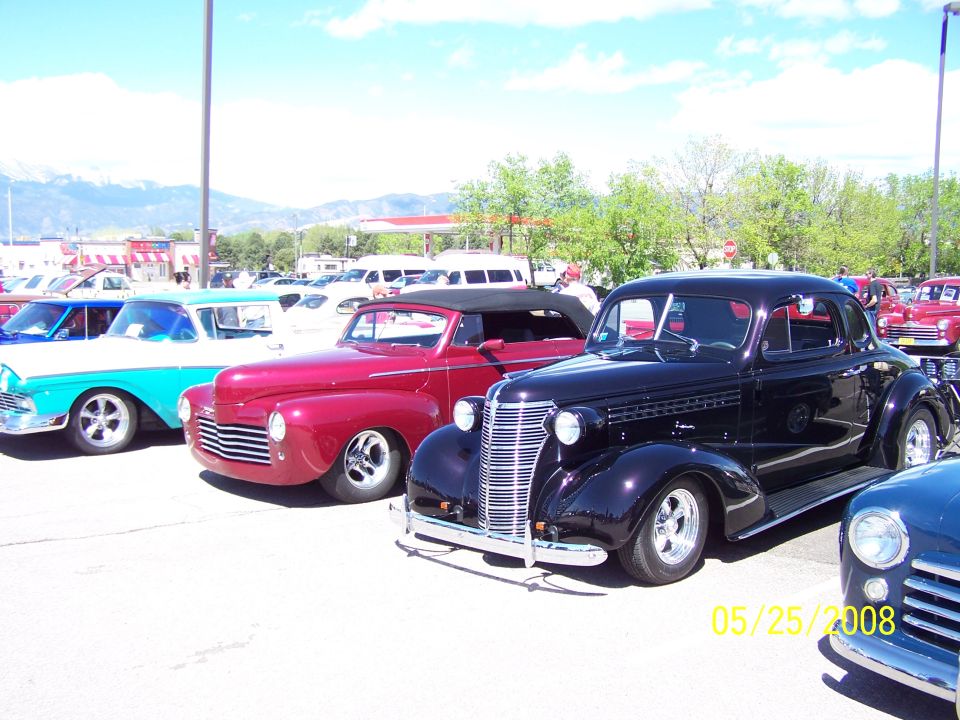 Black coupe with chrome grille and side vents. Date stamp 05/25/2008