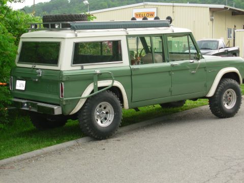 1975 Ford Bronco - No one knew this 4-door was going to show up, so it got a LOT of attention.