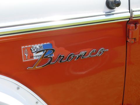 1975 Ford Bronco - This one appears to be an original Stroppe.