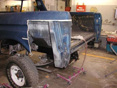 1979 Ford Bronco - Cut out