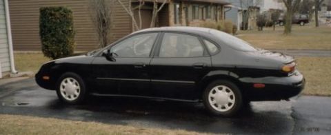 1997 Ford Taurus photo