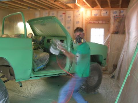 1975 Chevrolet Blazer - painting the rig with KEM 400 from sherwin-williams