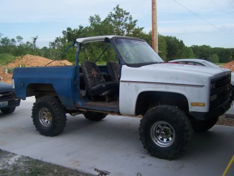 1975 Chevrolet Blazer - its easier to remove by myself, flexes better and looks baja-ish