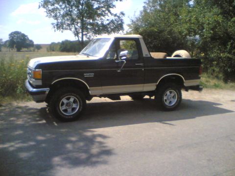 1988 Ford Bronco photo