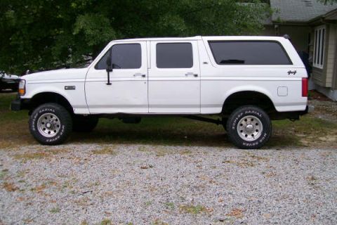 1992 Ford C-350 (Centurion Conversions) - My old tires, I think they were 265x75r16's.