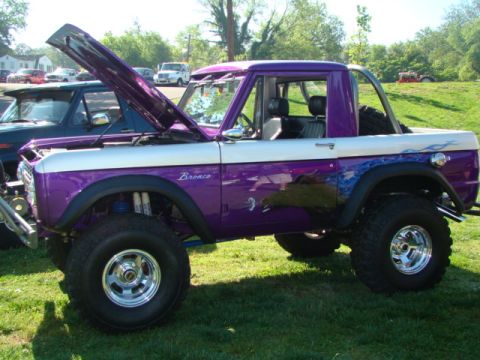 1994 Ford Bronco - Another pic of Crazy Horse