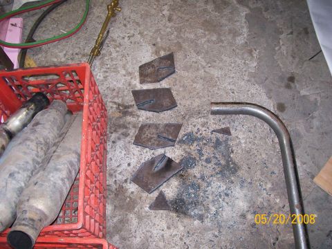 1984 Ford Bronco - brackets for x-member