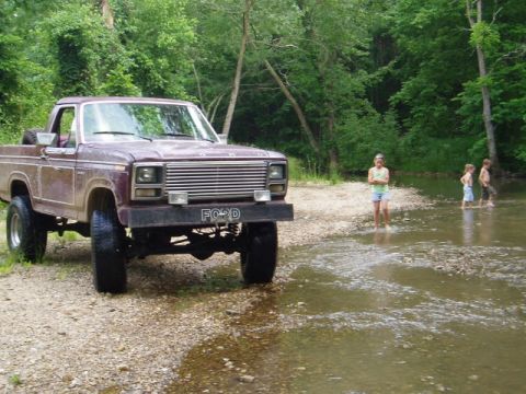 1980 Ford Bronco - Letting the kids play a bit and cool down. This is Mountian Fork creek and behind me is the trail that goes up to the Dug Out.