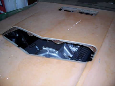 1971 Ford Ranchero - The '400' engine badging is visible on the valve covers through the hood opening of this 1971 Ford Ranchero.