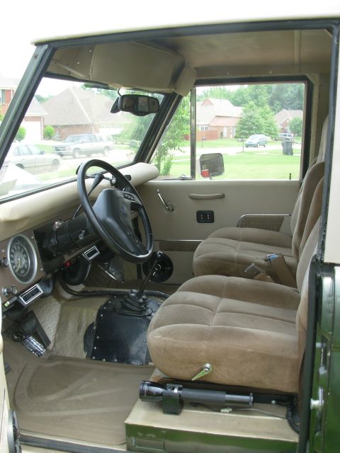 1975 Ford Bronco - The front as of the upload date, including tilt/cruise column, A/C, autodimming compass temperature RV mirror, MagCharger flashlight, velou…