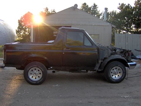 1987 Ford Bronco - This 1987 Ford Bronco is undergoing some work, with its front end removed.