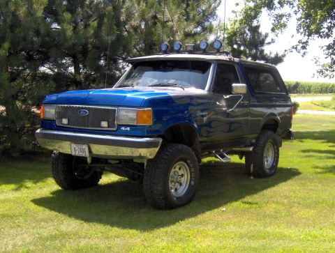 after lift - 1987 Ford Bronco