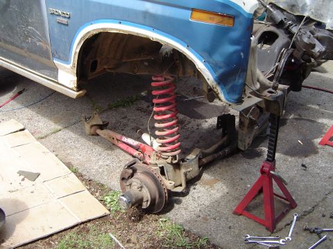 1979 Ford Bronco - Droppin out the TTB