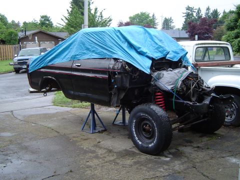 1979 Ford Bronco - This is Todds new rig now, Blu Gone ^^