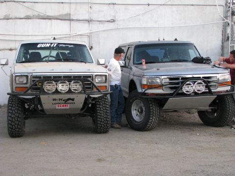 2008 Ford Bronco - Parked in the compound after the 1st day of prerunning