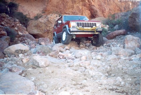 2006 Hummer H2 “rattlesnakeman”