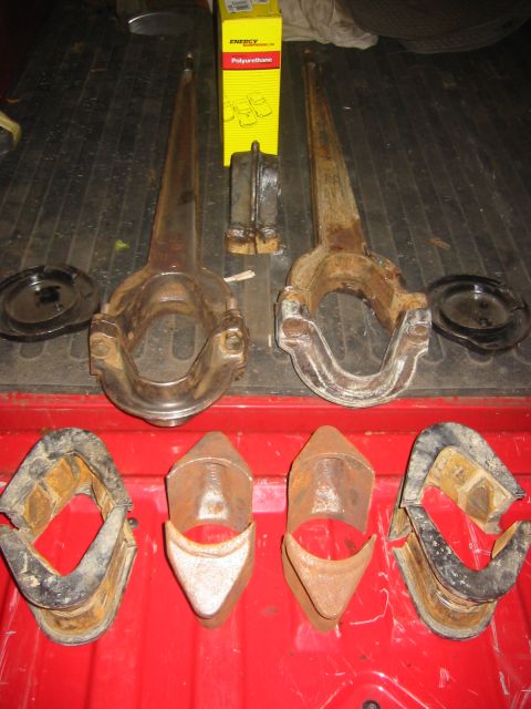 1995 Ford Bronco - 79 radius arms, weld on C's, caps x3, lower coil cups and retainers, used 7* bushings, new 4* bushings SOLD
