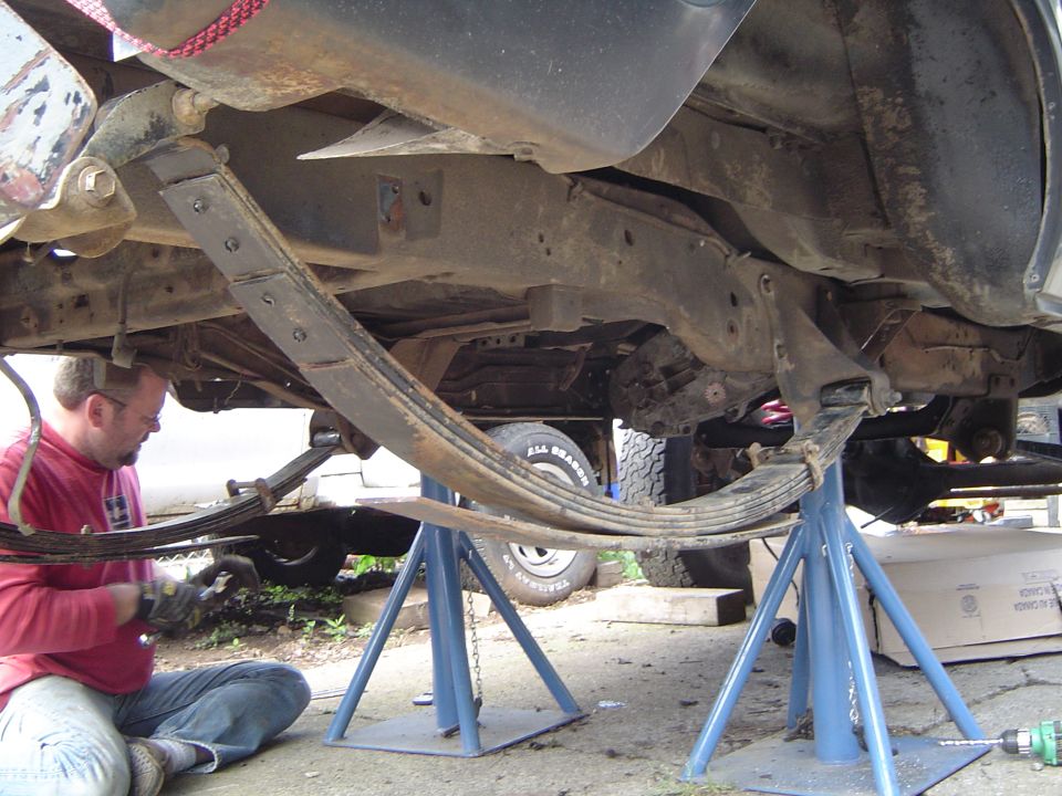 Put the 4" Skyjacker springs in