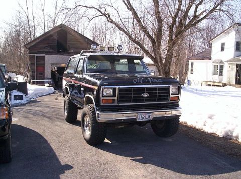 1985 Ford Bronco photo