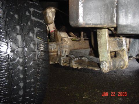 1995 Jeep Wrangler - What the axle/spring looks like pre-springover