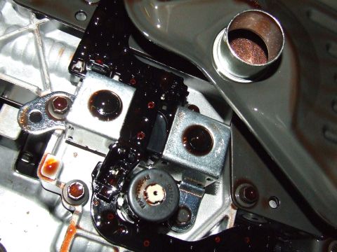 2003 Ford Crown Victoria - Another pic of the electrical connector.