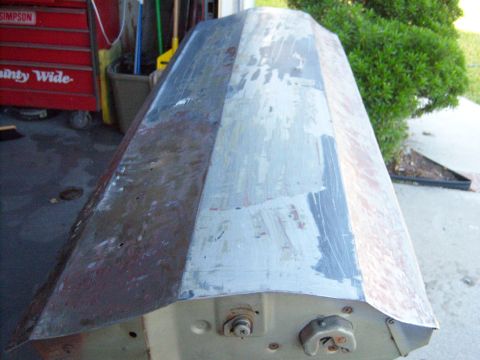 1967 Ford Ranchero - stripping the tailgate