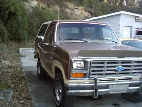 1986 Ford Bronco photo