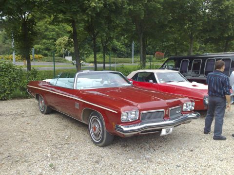 1991 Ford Crown Victoria - 70s Olds 88