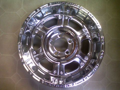 1998 Jeep Cherokee - A single chrome Pro Comp Xtreme wheel is shown, with text visible on the rim.
