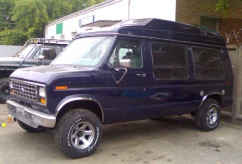 1986 Ford E150 photo