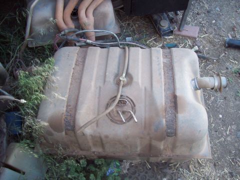 1984 Ford Bronco - efi tank!