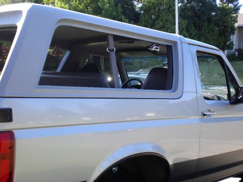1996 Ford Bronco - Without windows in the hardtop it's like having the top off without the blazing sun on your back passenger's melons!