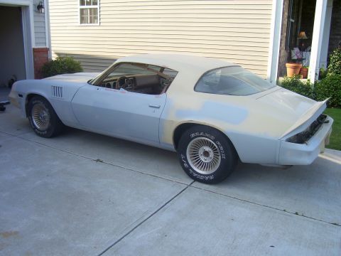 1979 Chevrolet Camaro - This Chevrolet Camaro appears to be a 1977 model, not a 1979 as claimed, with its body in primer and a tan vinyl roof.