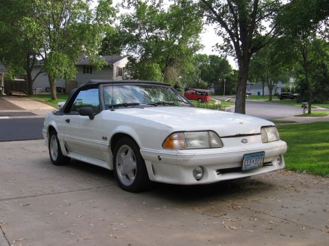 1990 Ford Mustang
