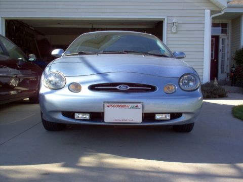 1998 Ford Taurus photo