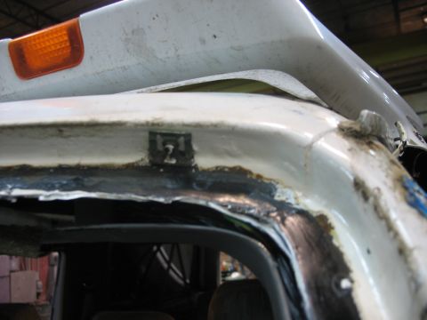 1995 Ford C-350 (Centurion Conversions)