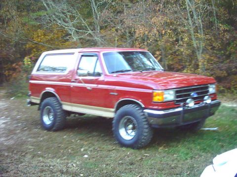 1989 Ford Bronco - another early pic.