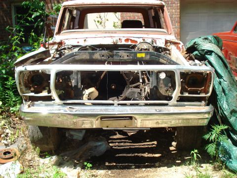 1989 Ford Bronco - had a 351 pulled it to get cleaned, going into project bronco