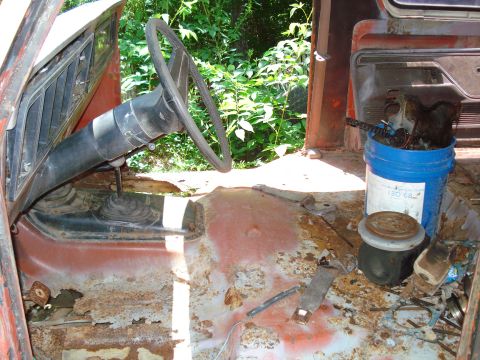 1989 Ford Bronco - stripped out interior, took the doors off to make half doors for the project bronco