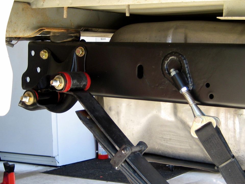 1996 Ford Bronco rear suspension with leaf springs and fuel tank.
