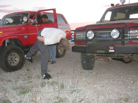 1989 Ford Bronco - Whats that on the tire???