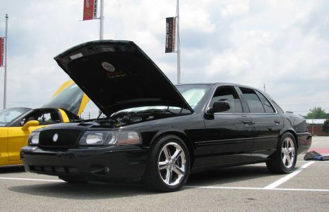 2003 Mercury Marauder - One of my preferred pics.