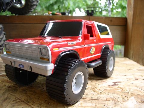 1979 Ford Bronco - This is a toy 1979 Ford Bronco, modified with oversized tires for off-road play.