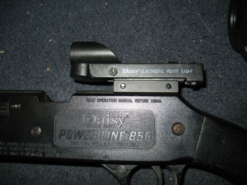 Daisy Power Line 856 air rifle with electronic point sight