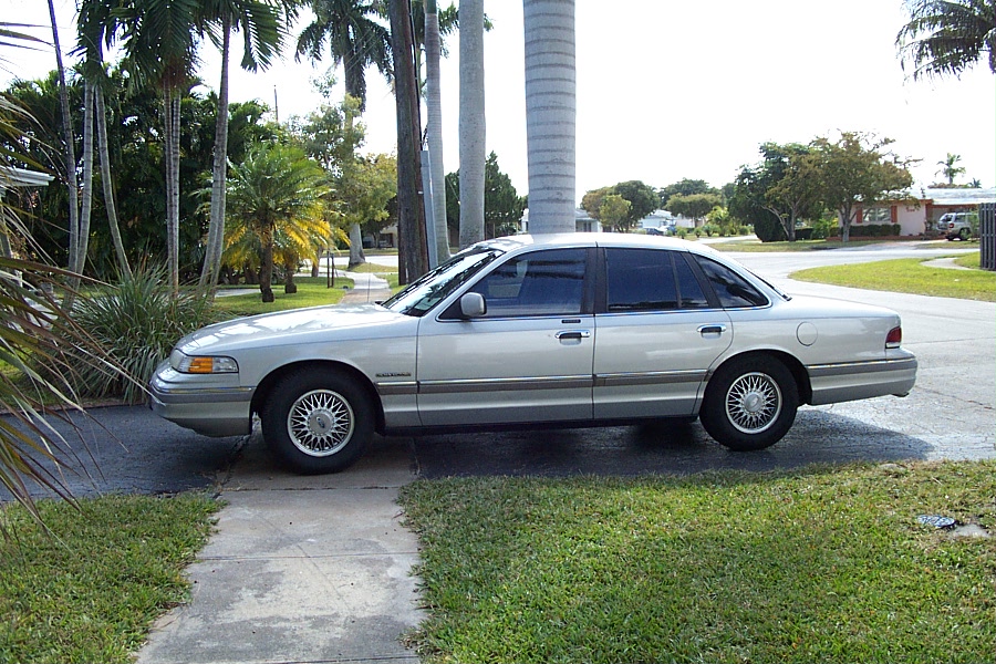1992 Ford Crown Victoria “The Rapist”