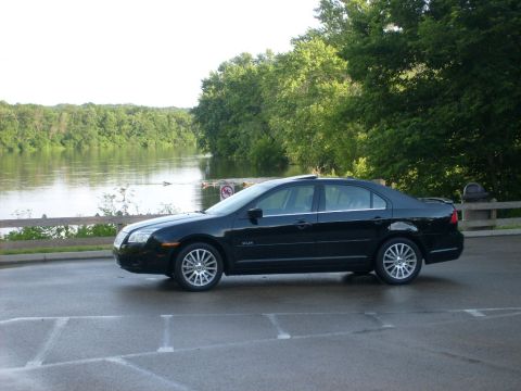 2008 Mercury Milan photo