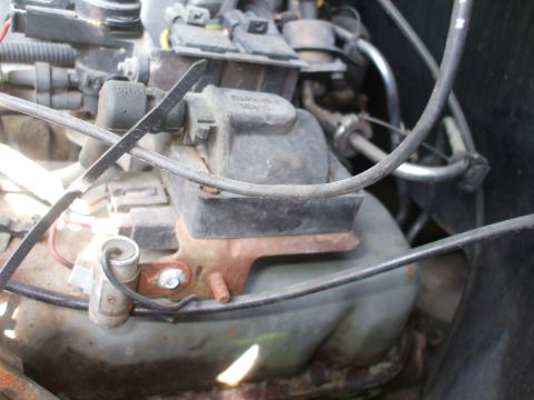 1990 Ford Bronco - old coil = ugly and weak...