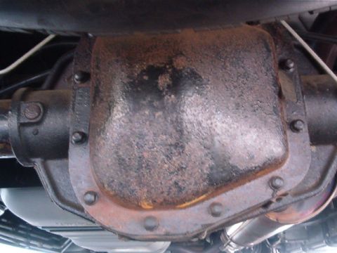 2001 Ford E150 - Butt Axle Ford 9.75 Eaton Elocker available for it. 12 Bolts 1.40 Shaft Diameter 34 Spline axles I'm guessing MAX. tire size is 37"
