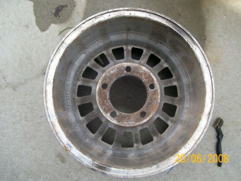 1996 Ford Bronco - 4" backspacing on turbines