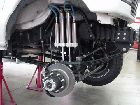 2001 Ford E150 photo